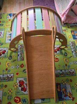 Hojdačka a šúchačka