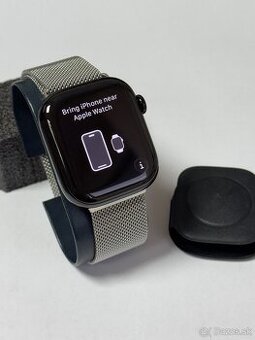 Apple Watch 11 42mm Cellular - len zapnuté, rok záruka