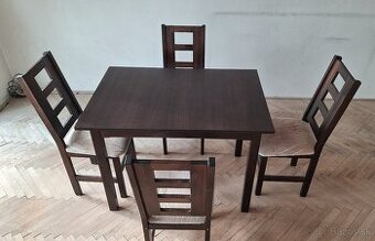 Predam stôl + stolicky