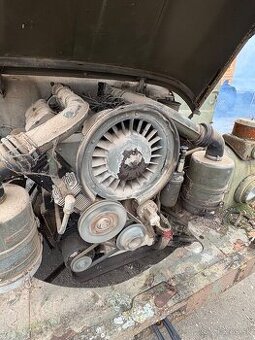 Predam motor Tatra 148