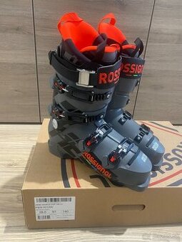 Nové TOP lyžiarky Rossignol Hero World Cup 140