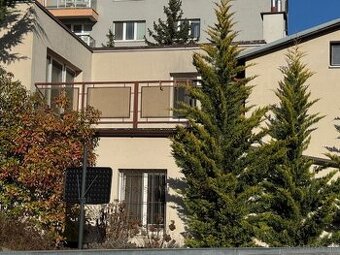 Prenajmeme 3-izbový byt na Royovej ul. na Kramároch