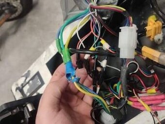 PROFESIONÁLNY SERVIS ELEKTROKOLOBEŽIEK, DRONOV A MOBILOV
