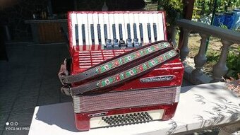 Harmonika -Akordeon.Weltmeister 60 Basová.Trojhlas.