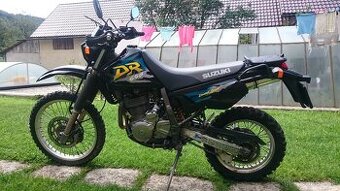 Suzuki DR 650 se