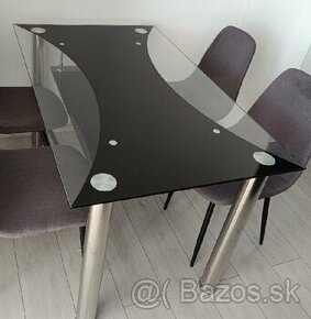jedálenský stôl 130x80 sklo /čierna kombinácia +4 stoličky