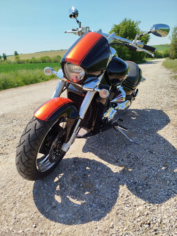 Suzuki Intruder 1800 VZR