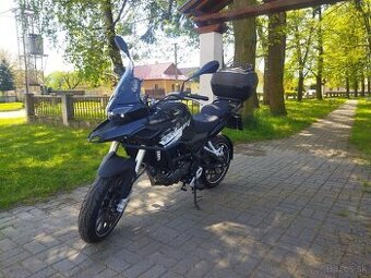 Benelli TRK 251