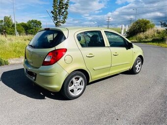 Opel Corsa 1.2 benzín