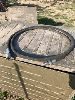 predam hydraulicke hadice-vedenie s rychlospojkami
