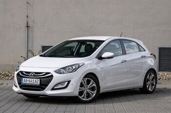 Hyundai i30 1.6CRDi style /aj na splátky/