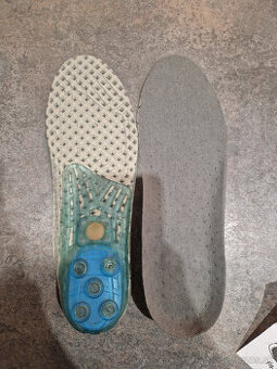 Darujem vložky do topánok