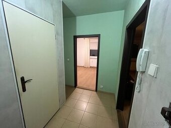 Ideálny byt pre rodinu – 3-izbový byt na Rubanisku s loggiou