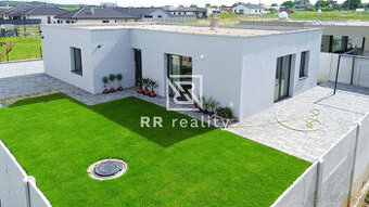 Zariadená moderná novostavba 4i RD - Cestice 14 min od KE