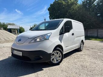 Nissan e-NV200