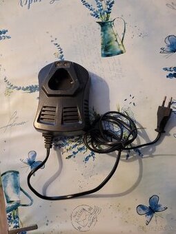 nabíjačku batérií Einhell RT-CD 12 Li