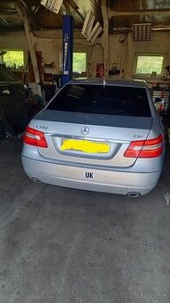 Rozpredám mercedes e350cdi w212 170kw rv09 e350cdi 4matic