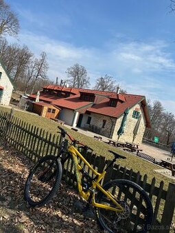 Predam horsky karbonovy bicykel Santa Cruz