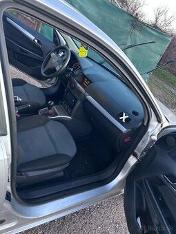 Predam Opel astra 1.4benzin