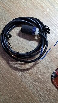 Telemecanique XS4 P18NB340