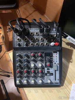 Behringer Xenyx 1002FX Analógový mixpult