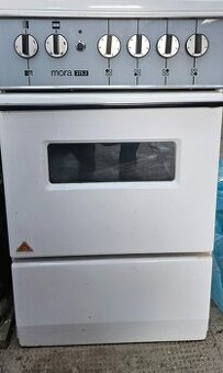 Elektrický sporák MORA
