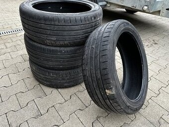 Hankook 205/45 r18 letné