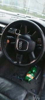 Predam volant audi