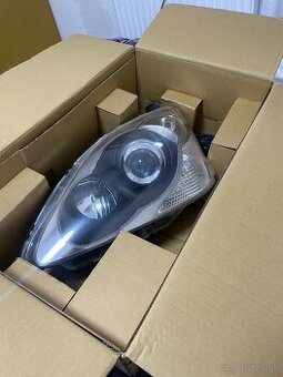 Predne svetlá honda civic 7g