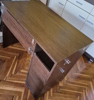 Starší PC stôl - 1