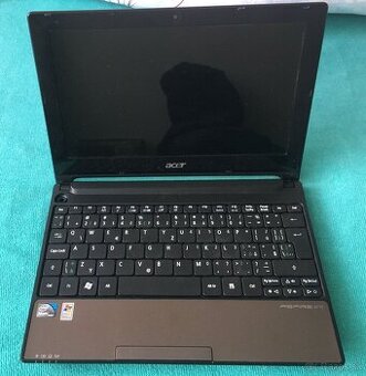 Predam maly funkcny 10" Acer Aspire One PAV70
