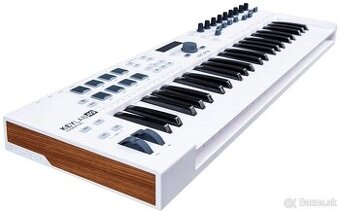 Arturia KeyLab Essential 49 MIDI keyboard