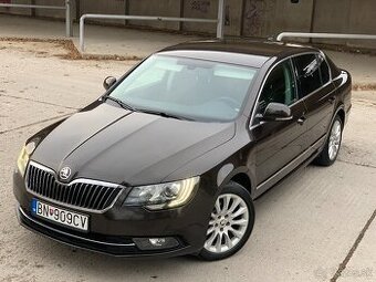 Škoda Superb 2,0 TDi CR DSG 4x4