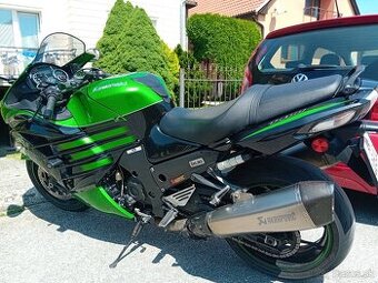 KAWASAKI ZZR 1400 performance