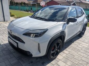 TOYOTA YARIS CROSS GR 1,5 hybrid 130k automat