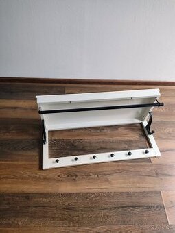 Vešiak IKEA HEMNES