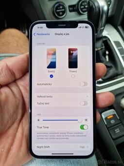 Predám Iphone 12