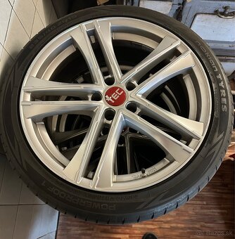 Predám letnú sadu 235/40R19 5x112