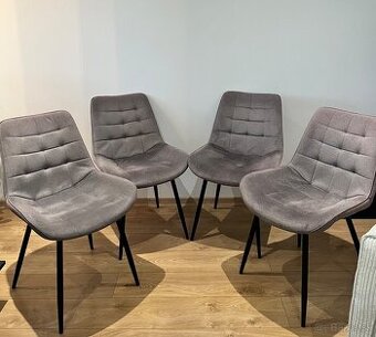 Set jedálenských stoličiek