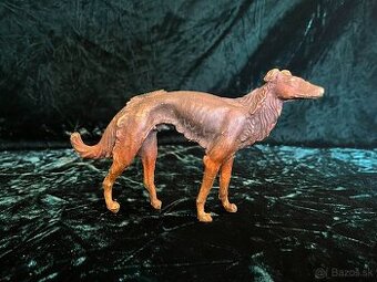 Bronzová soška psa