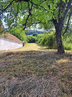 Na predaj pozemok ideálny na chatu, Jasenovce