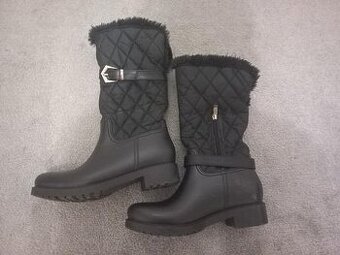 Teplé čižmy BAŤA