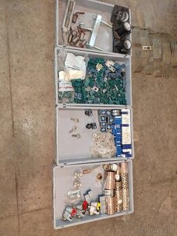 Loziska, uchytky,bolce,krytý drziaky