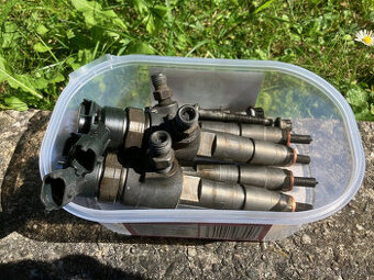 Vstřikovač (common rail) Bosch 0445110340, Peugeot a Citroen