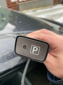 P(Parking) tlačítko pre Toyota Prius 30 2009-2015