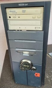 Darujem starý PC
