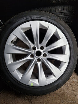 5x120 r20 kolesa tesla x disky alu 275 45 20 elektrony Tesla