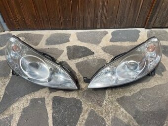 Predné svetla Peugeot 407 halogén