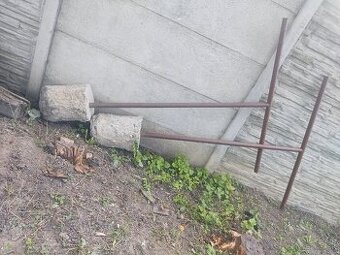 Darujem záhradný sušiak na pradlo