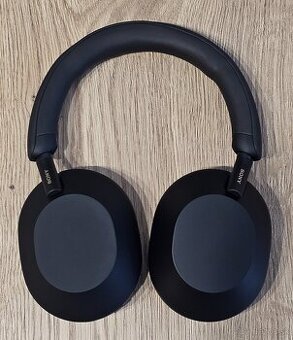 Sony Noise Cancelling WH-1000XM5, čierne